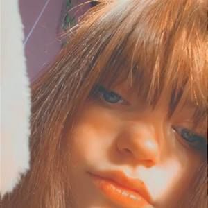 Meet your Posher, Hali